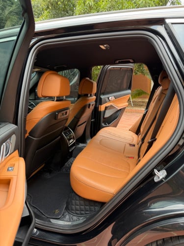 2021 BMW X5 ឡានប្រើប្រាស់ផ្ទាល់ខ្លួន