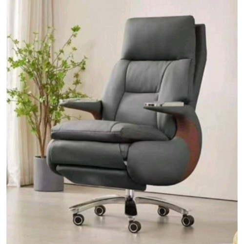 Chair boss