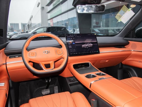 Changan Q07 តម្លៃពិសេសខ្លះ