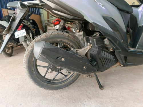 Click 2020 1600$ ម៉ាស៊ីន អែម