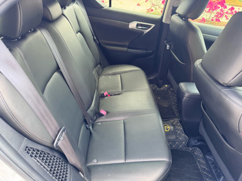 CT200h 2013 full premium អត់​បុក​ អត់​ច្រេះ​ ផែន​ឡាន​ស្អាត​