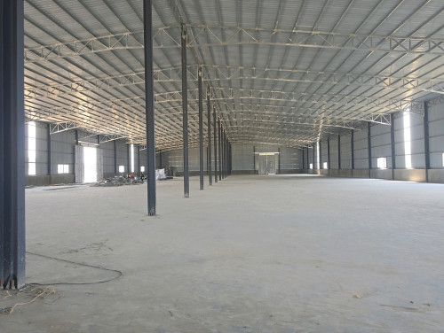 Factory 4000m2 Sensok for rent