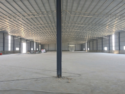 Factory 4000m2 Sensok for rent