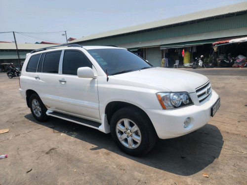 Hi..der 03 V 6   ឡានស្អាតមិនបុកមិនច្រេស
