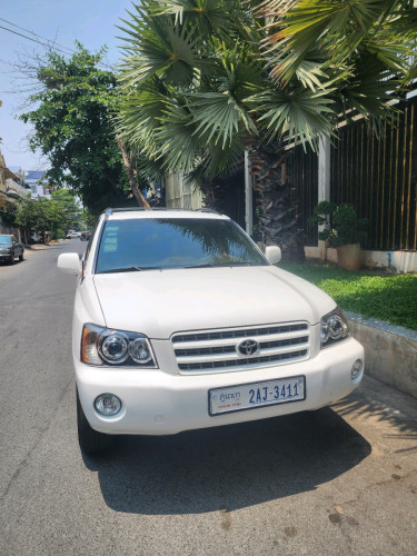 Hi..der 03 V 6   ឡានស្អាតមិនបុកមិនច្រេស