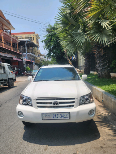 Hi..der 03 V 6   ឡានស្អាតមិនបុកមិនច្រេស