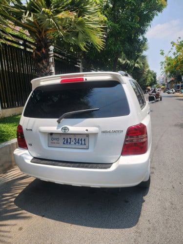 Hi..der 03 V 6   ឡានស្អាតមិនបុកមិនច្រេស