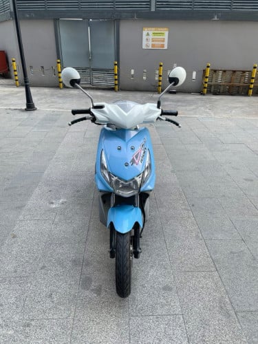 Honda icon 2012