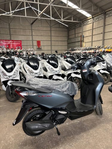 HONDA LEAD 125 ជប៉ុន 2026 (SE)