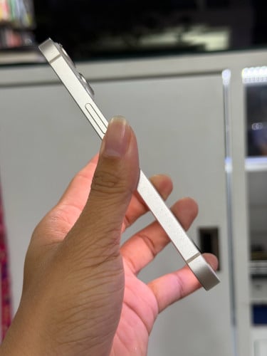 iPhone 13 (128)G
