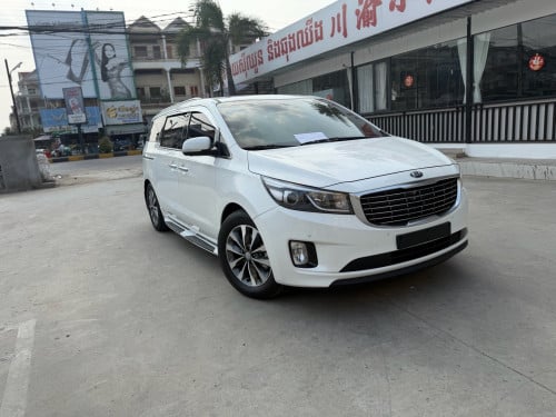 Kia Carnival 2017 Full Option 5ប៊ូតុងពេញ