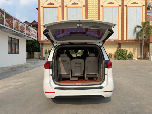 Kia Carnival 2017 Full Option 5ប៊ូតុងពេញ