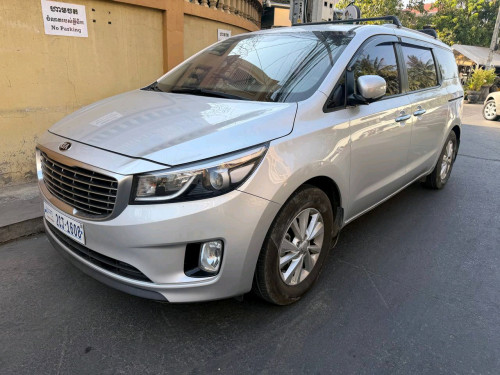 Kia Carnival for rent ឡាន11កៅអីសម្រាប់ជួលជាថ្ងៃ
