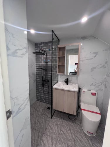 L Tower 2 bedroom