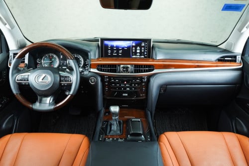 Lexus570 Supersport S 2017