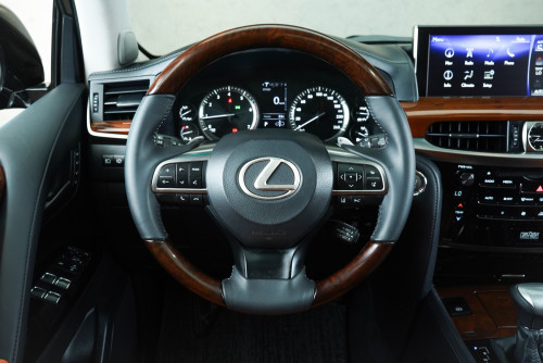 Lexus570 Supersport S 2017