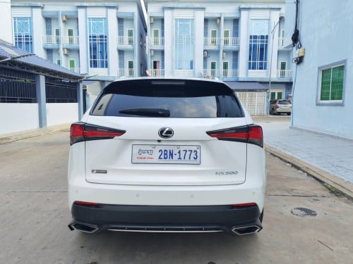 Lexus Nx200t 2015 Up 2018 F-sport P2 គុជបួន ប៊ូតុងចុច5 ឡេីង