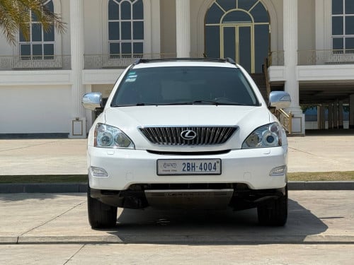 Lexus RX330 P2