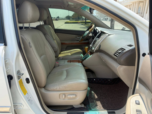 Lexus RX330 P2