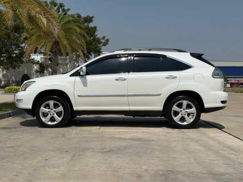 Lexus RX330 P2