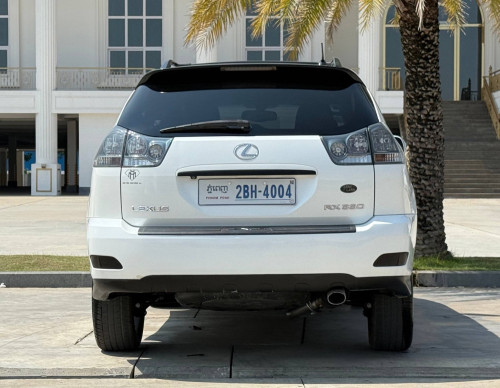 Lexus RX330 P2