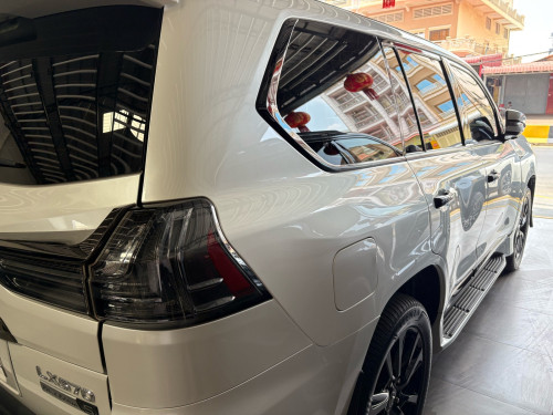Lx570 Kuro 2020 ថ្នាំ​ស៉ីន​មួយ​ជុំ​ មហាថ្មី​