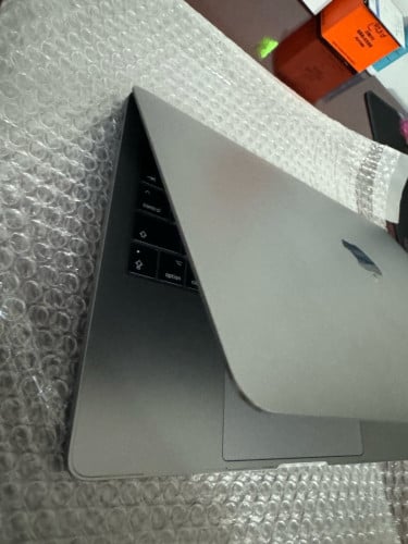 MacBook Pro 2017 13inch core i5 Ram16G 256G