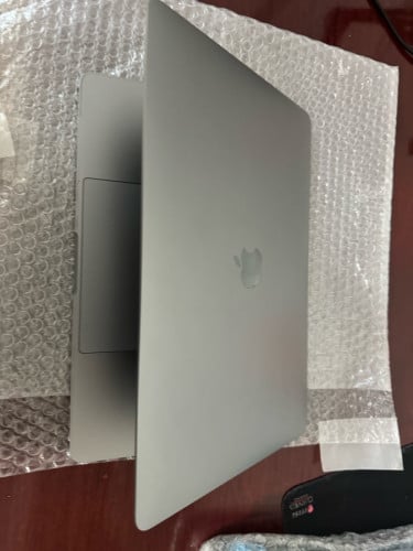 MacBook Pro 2017 13inch core i5 Ram16G 256G