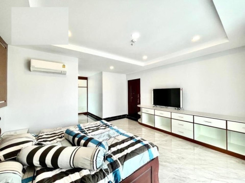 Modern Premium Living In BKK1
