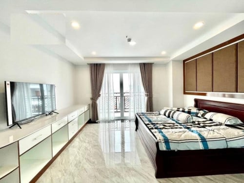 Modern Premium Living In BKK1