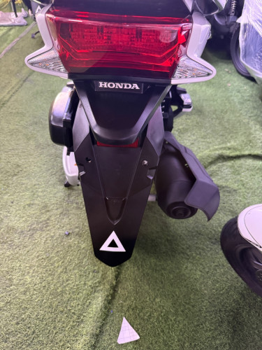 PCX017,125cc