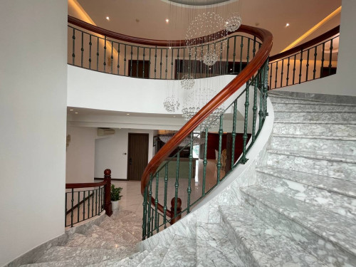 Penthouse for rent (10th&11th floor)