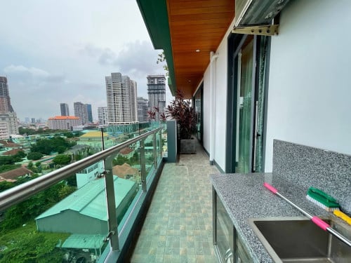 Penthouse for rent (10th&11th floor)