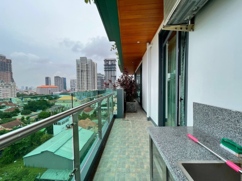 Penthouse for rent (10th&11th floor)