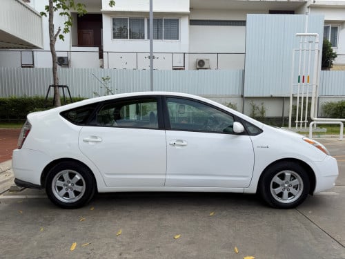 Pruis 06 h/full ក្នុងលឿង 12300$