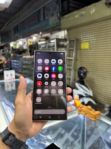 Samsung S24Utra 256G Ram12G Sim2 Global ម៉ាសុីនស្រុីន តួរ99%