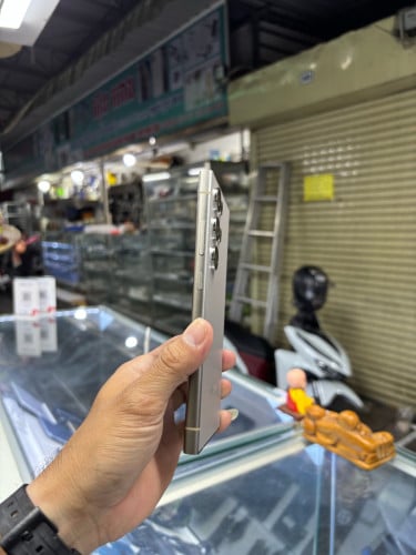 Samsung S24Utra 256G Ram12G Sim2 Global ម៉ាសុីនស្រុីន តួរ99%