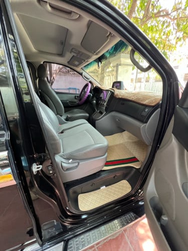 Starex 2011 CVX full បើកដំបូល2តង់ 2BQ-1623 PP