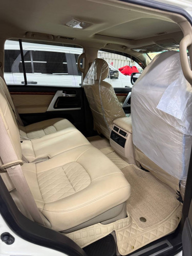 Toyota Land Cruiser V6 សាំង​ 2008 ឡេីង​ស៊េរី​ទាំង​ក្នុង​ក្រៅ​ 2021 Full option