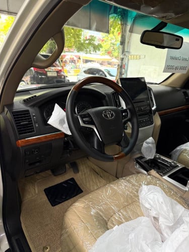 Toyota Land Cruiser V6 សាំង​ 2008 ឡេីង​ស៊េរី​ទាំង​ក្នុង​ក្រៅ​ 2021 Full option