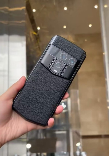 Vertu Agent Q
