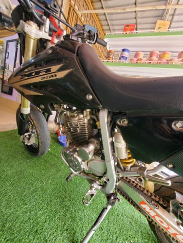 XR250
