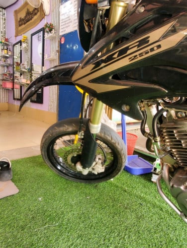 XR250