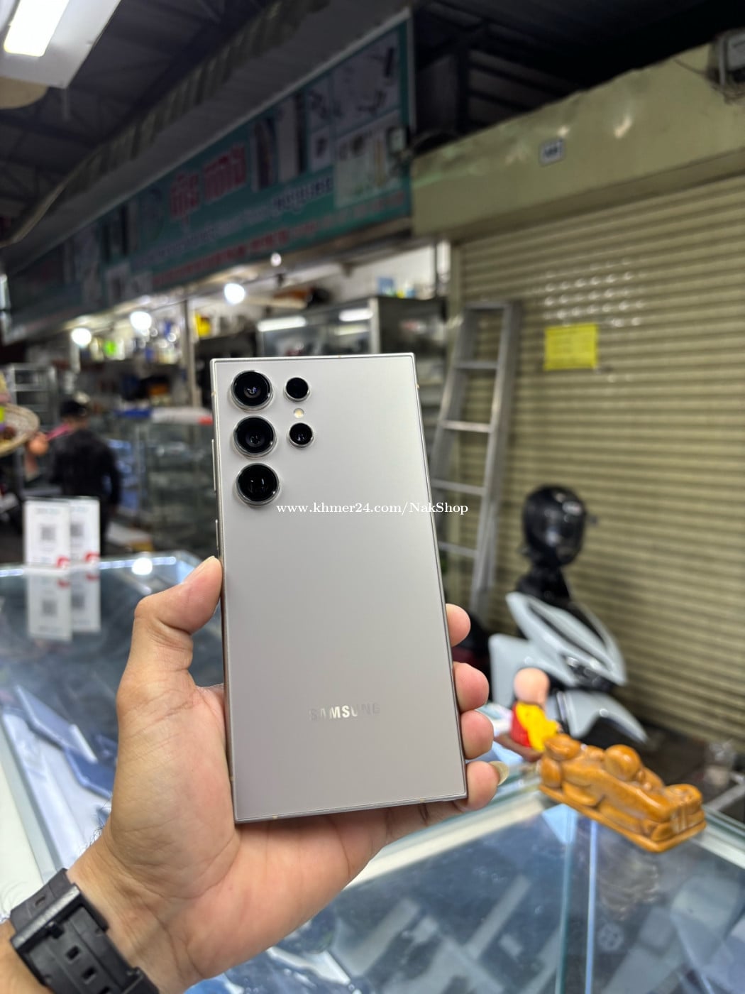 Samsung S24Utra 256G Ram12G Sim2 Global ម៉ាសុីនស្រុីន តួរ99%