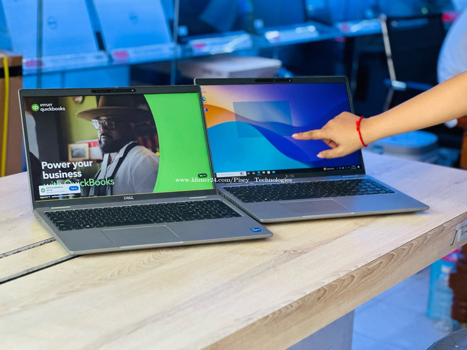 Dell Latitude 15 ស្អាត 💗 ថាច់ស្រ្កីន បត់បាន18 0ដឺក្រេ រាងស្ដើង ភ្លើង ឃីបត
