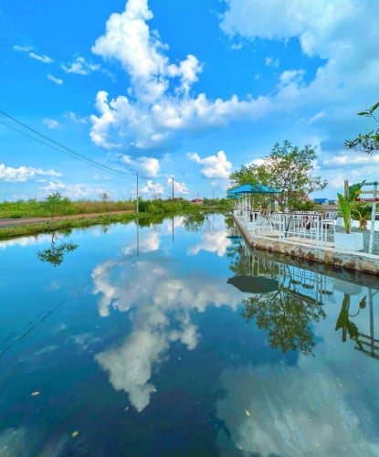 ដីលក់បន្ទាន់ក្រោមទីផ្សារ កំពត