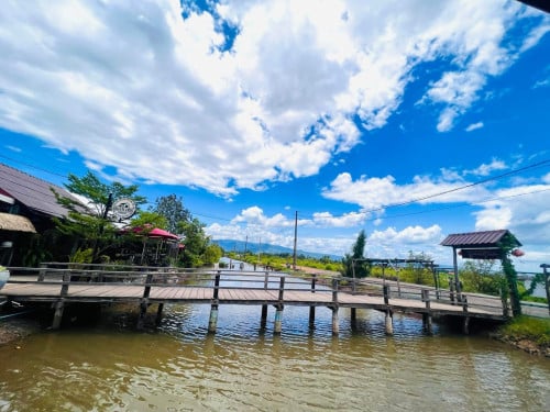 ដីលក់បន្ទាន់ក្រោមទីផ្សារ កំពត