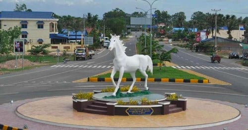 ដីលក់បន្ទាន់នៅកណ្តាលក្រុងកែប