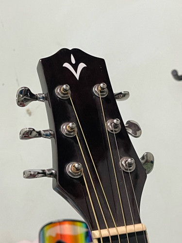 ហ្គីតា ដោតបាសបាន