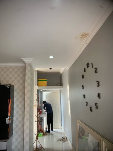 បន្ទប់សម្រាប់ជួលRoom for rent 房間出租